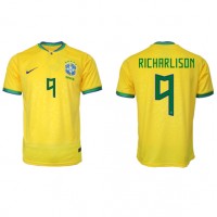 Moški Nogometni dresi Brazilija Richarlison #9 Domači SP 2022 Kratek Rokav
